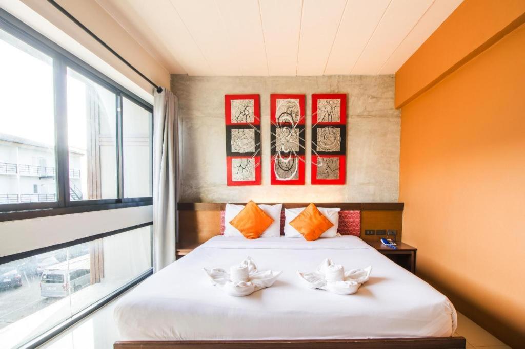 บีทู เชียงราย บูติค แอนด์ บัดเจท โฮเทล Hotel ภายนอก รูปภาพ
